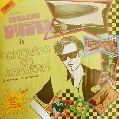 CANTANDO NO BANHEIRO